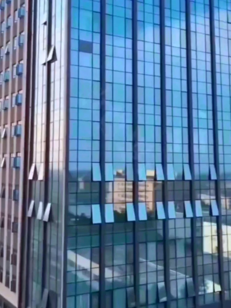 building facade weatherproof joint sealing